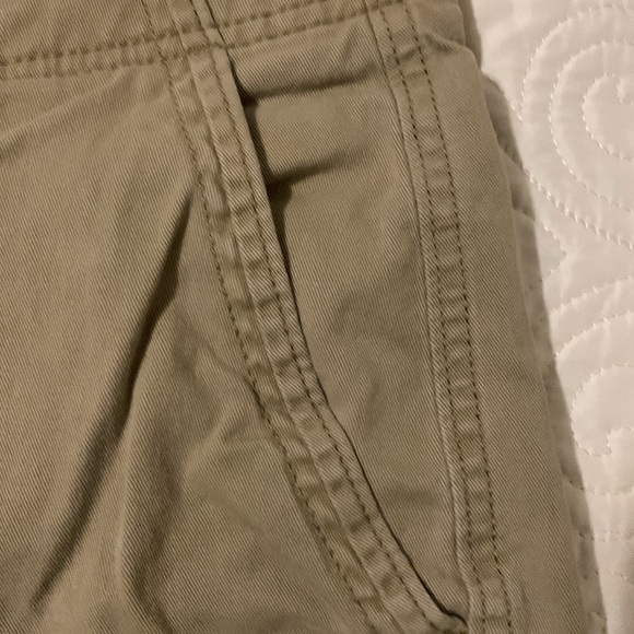 Flat front shorts - Picture 2 of 13